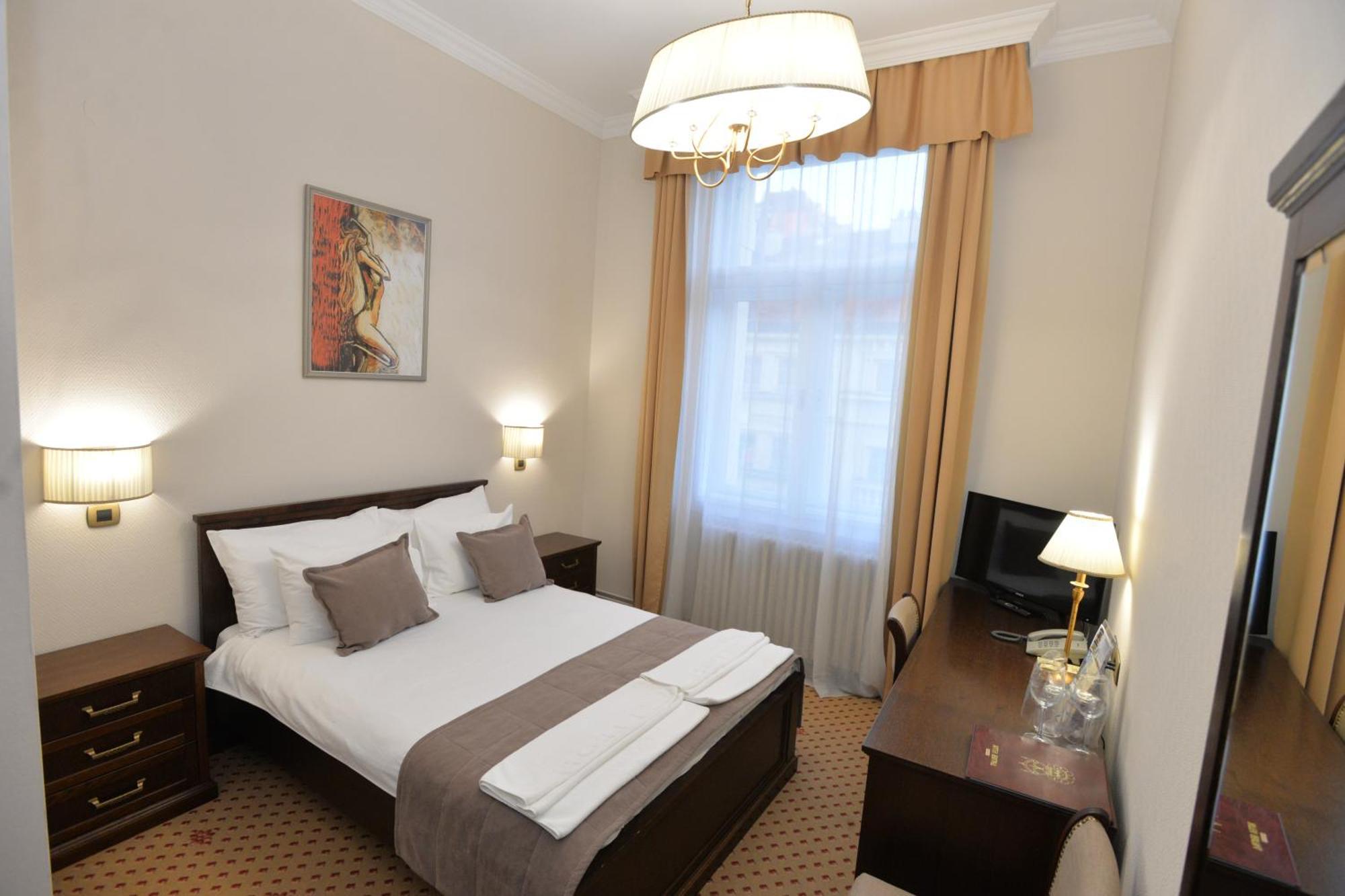 Hotel Beograd Čačak Extérieur photo