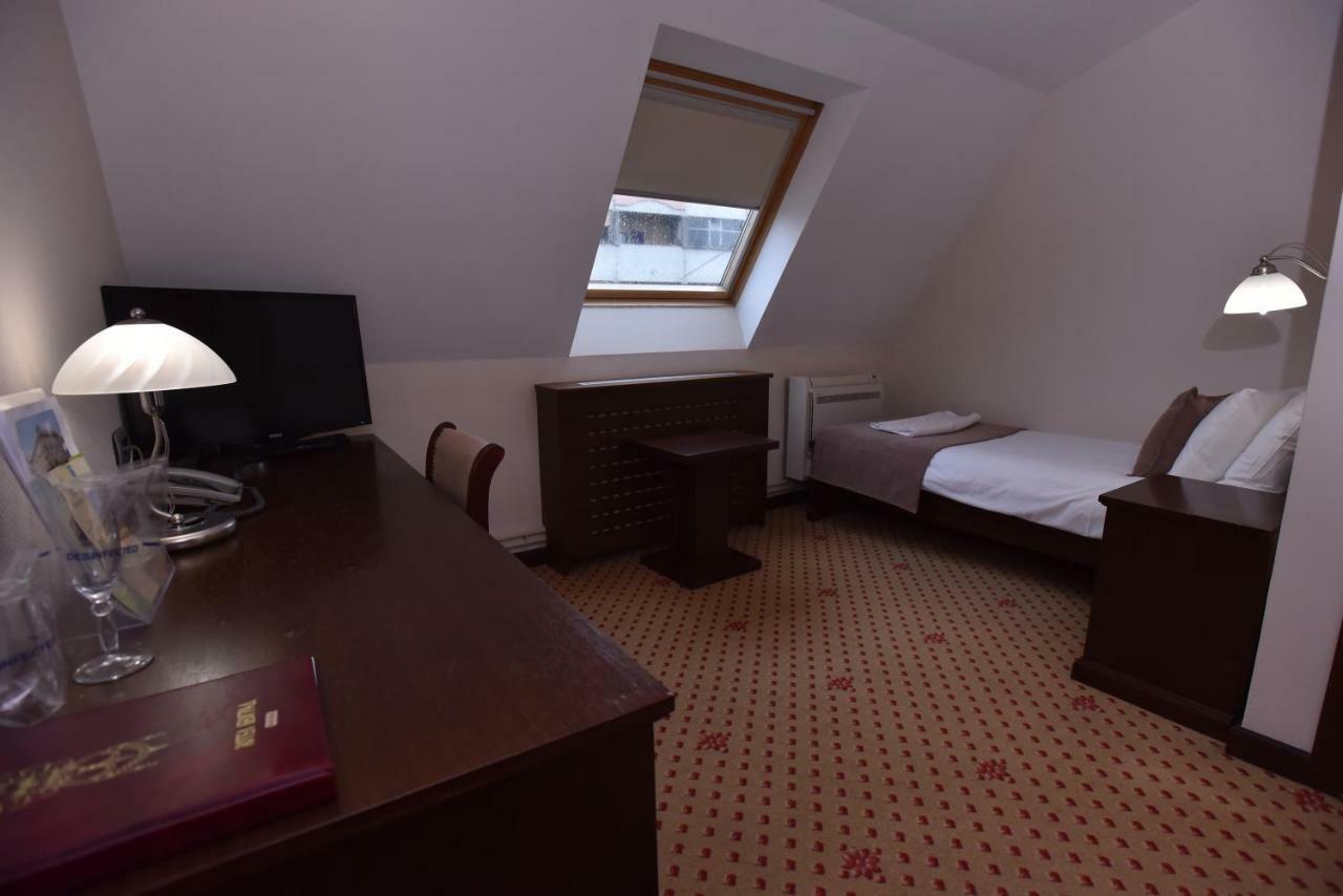Hotel Beograd Čačak Extérieur photo